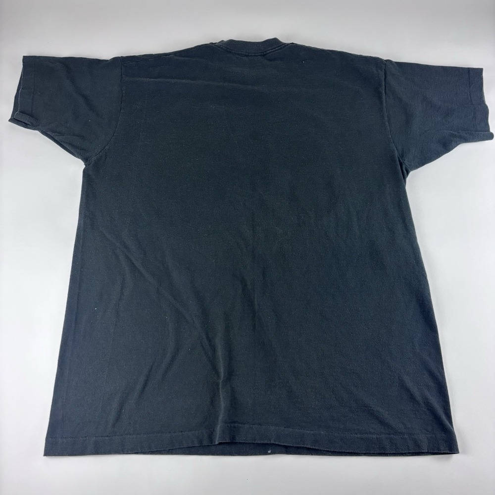 Vintage T Shirt 2X Terrors Of The Deep Shark World‎ Black Fruit Of The Loom XXL - Picture 2 of 7